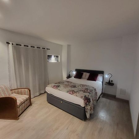 Turistic Girona - Piso de 3 habitaciones Exterior foto